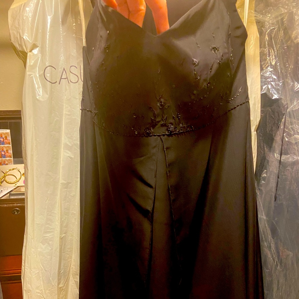 Black formal XL with neck scarf